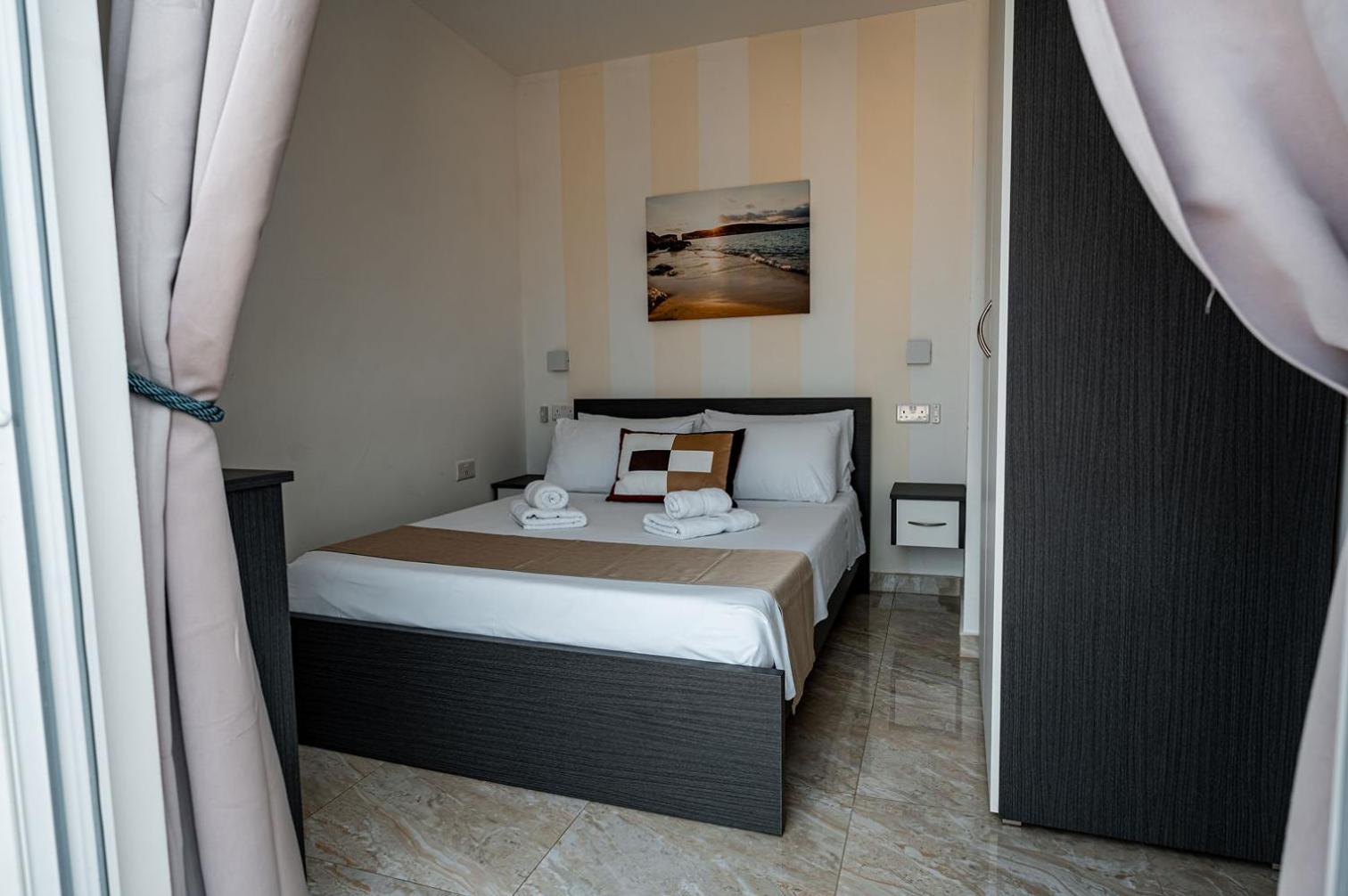 The Willows Penthouses With Jacuzzi Ghajn il-Kbira  Dış mekan fotoğraf